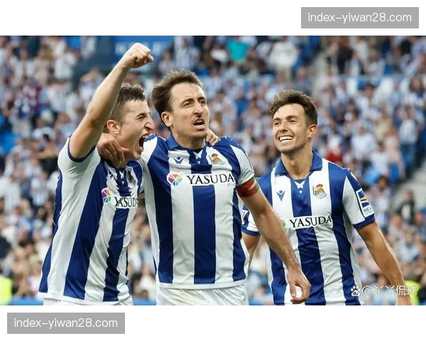 西甲:赫罗纳2-2战平皇家社会,欧冠席位竞争激烈 西甲:赫罗纳2-2战平皇家社会,欧冠席位竞争激烈